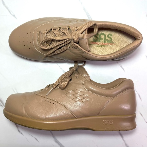 SAS Women's Tan Leather Shoes - Picture 3 of 10